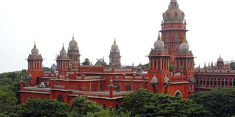 வரும் 6 ஆம் தேதி முதல் அசல் ஓட்டுநர் உரிமம் கட்டாயம்