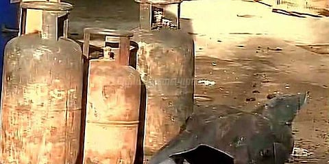 மருத்துவமனையில் எரிவாயு சிலிண்டர் வெடித்து விபத்து