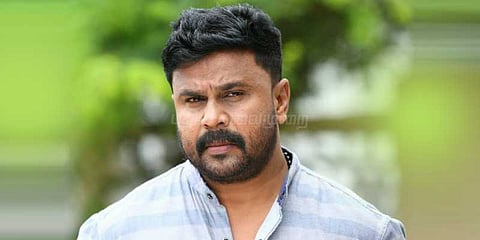 திலீப்பால் பலன் பெற்றவர்கள் அவரை ஆதரிக்க வேண்டும்: கேரள எம்எல்ஏ