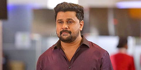 பரோலில் வெளியே வந்தார் நடிகர் திலீப்