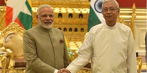 மியான்மர் அதிபருக்கு போதிமர சிலை பரிசு வழங்கினார் மோடி