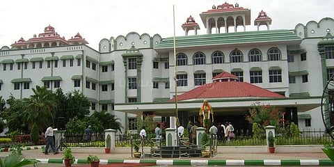 டெங்கு பாதிப்பு அதிகரிப்பு - 2,500 உதவி மருத்துவ அதிகாரிகள் பணியிடங்களை நிரப்ப உத்தரவு