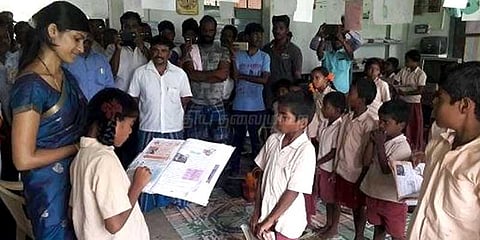 ஆசிரியராக மாறிய கலெக்டர் ரோகிணி