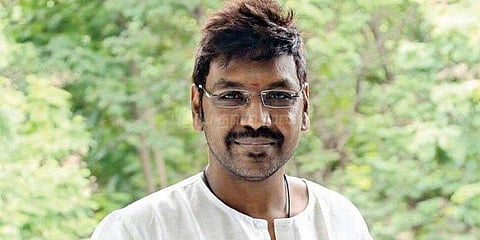 அனிதா குடும்பத்திற்கு ரூ.15 லட்சம் வழங்கினார் நடிகர் லாரன்ஸ்!