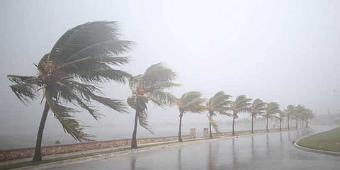 193 கி.மீ வேகத்தில் காற்று... நெருங்குகிறது 'இர்மா'!