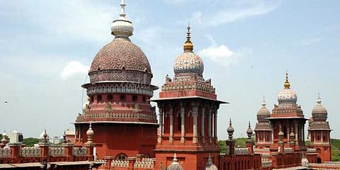 முதலமைச்சர் அணி அதிமுக பொதுக்குழு : நடைபெறுமா? தடைபெறுமா?