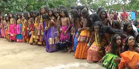 தெய்வமாக தேர்ந்தெடுக்கப்படும் ஏழு சிறுமிகள்: மதுரை அருகே விநோதம்