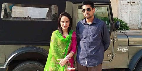 வெறும் 11 ரூபாய் செலவில் ஆஃப்கான் பெண்ணை மணந்த இந்தியர்