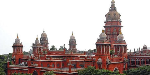 குட்கா விவகாரம்: திமுக எம்.எல்.ஏக்கள் மீதான நடவடிக்கைக்கு தடை நீட்டிப்பு