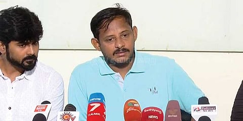 தண்டனை எங்களுக்கா? கொலைகாரனுக்கா?: ஹாசினி தந்தை கேள்வி