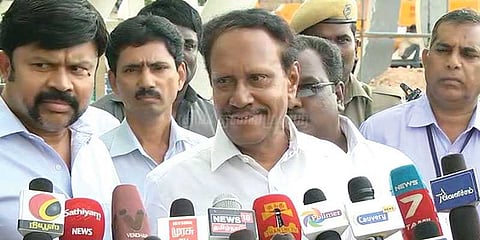 பொதுக்குழுவின் முடிவை யாரும் கேள்விக் கேட்க முடியாது: தம்பிதுரை