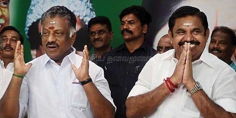 இரட்டை இலை சின்னத்தைப் பெற முதலமைச்சர் அணி தீவிரம்