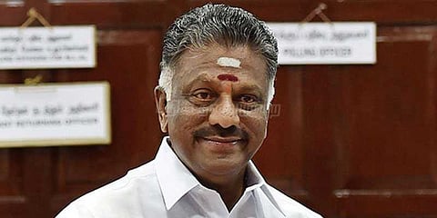 ஒரு குடும்பத்தின் ஆட்டம் முடிவுக்கு வந்தது: ஓபிஎஸ்