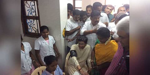 இலவச ஆம்புலன்ஸ் சேவை: சென்னையில் தொடங்கி வைத்தார் பியூஷ் கோயல்