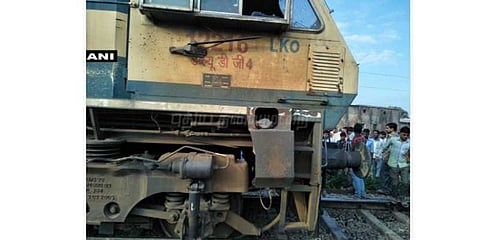 உ.பியில் அடுத்தடுத்து இரு ரயில் விபத்துகள்