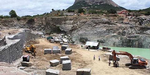 கிரானைட் முறைகேட்டில் குற்றப்பத்திரிகை தாக்கல்