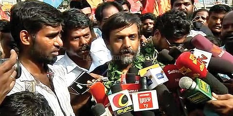 திருமுருகன் காந்தி விடுதலை... மேள, தாளங்கள் முழங்க வரவேற்பு!