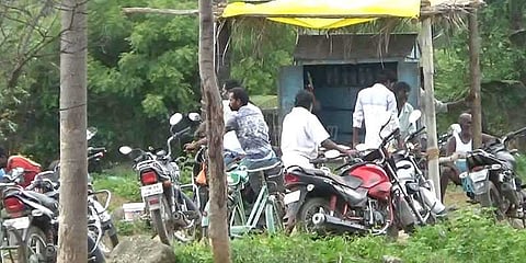 புதிய தலைமுறை செய்தி எதிரொலி: கலப்பட மதுபானங்கள் விற்றவர்கள் கைது