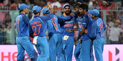 ‘சைனாமேன்’ ஹாட்ரிக் விக்கெட்: 2வது போட்டியிலும் இந்தியா வெற்றி