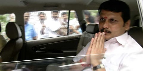 செந்தில் பாலாஜி உறவினர் வீடுகளில், விடிய விடிய சோதனை