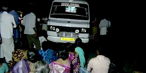 ராணுவ வீரர் அடித்துக்கொலை: உறவினர்கள் மறியல்