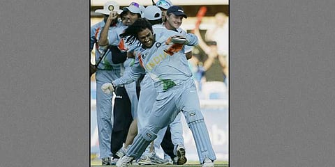 தோனி தலைமை பண்புக்கு கிடைத்த முதல் கிரீடம்..டி20 கோப்பை..!