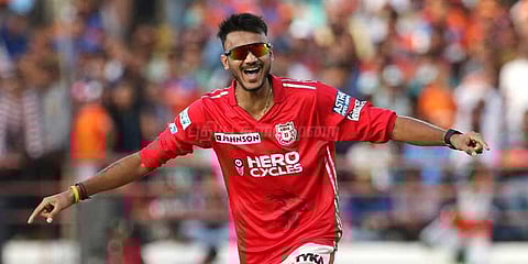 வந்தார் அக்ஸர், ஜடேஜா நீக்கம்!