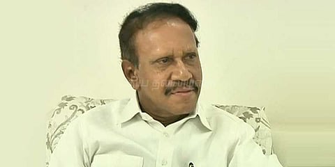 குடியரசுத் தலைவரை சந்தித்தார் தம்பிதுரை