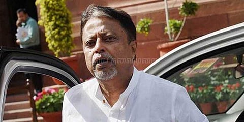 திரிணாமூல் மூத்த தலைவர் முகுல் ராய் 6 வருடம் சஸ்பெண்ட்