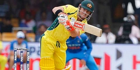 டாஸ் வென்று ஆஸ்திரேலியா பேட்டிங்: வேகமாக ரன் சேர்ப்பு