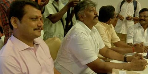 குடகு விடுதியிலிருந்து சென்னை திரும்பியவர்கள் தினகரனுடன் சந்திப்பு