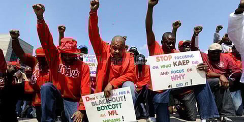 டிரம்பிற்கு எதிராக போர்க்கொடி தூக்கியுள்ள கருப்பின வீரர்கள்