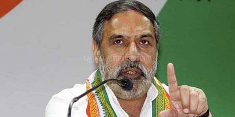 ஒரு கோடிப் பேரின் வேலை பறிபோகக் காரணமானவர் மோடி: காங்கிரஸ் கட்சி குற்றச்சாட்டு