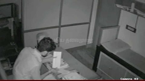 மருத்துவமனையில் கொள்ளை முயற்சி: சிசிடிவி கேமராவில் பதிவான காட்சிகள்