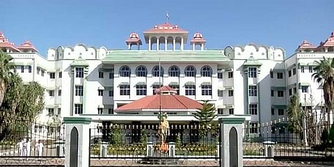 நித்யானந்தா வழக்கு: தேதி குறிப்பிடாமல் ஒத்தி வைப்பு