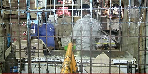 டாஸ்மாக் பணம் ரூ.50 லட்சத்தை கொள்ளையடிக்க முயற்சி