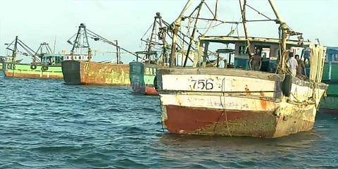 பாழடைந்த நிலையில் இலங்கை அரசு விடுவித்த தமிழக படகுகள்!