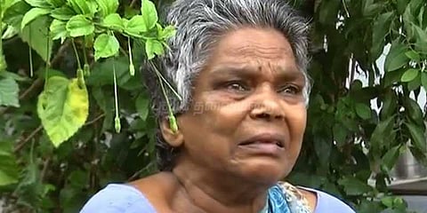 இன்று சர்வதேச முதியோர் தினம்: மகன்களால் கைவிடப்பட்ட தாயின் கண்ணீர்