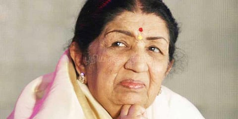 நடிகர் சிவாஜி கணேசனுக்கு லதா மகேஷ்கர் நினைவு அஞ்சலி