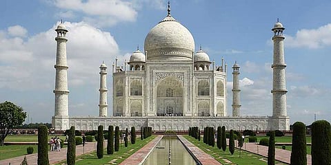 உ.பி.யின் சுற்றுலா கையேட்டில் தாஜ்மஹால் நீக்கம்