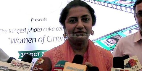 மக்கள் விரும்பினால் அரசியலுக்கு வர தயார்: சுஹாசினி