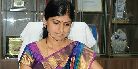 விமான நிலைய விரிவாக்கப்பணி - சேலம் மாவட்ட ஆட்சியர் ரோகிணி ஆய்வு