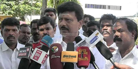 சசிகலா பரோலுக்காக ரிட் மனு: திவாகரன்