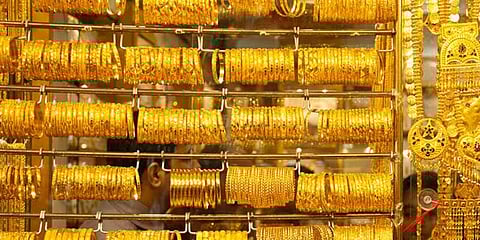 எடைகுறைவான நகைகள் மீது மோகம் அதிகம்