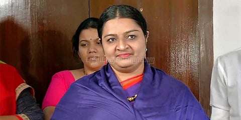 ஜெ. இல்லத்தை நினைவிடமாக்க எதிர்ப்பு: தீபா வழக்கு