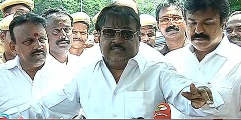 தமிழக பிரச்னைகளுக்கு நடவடிக்கை எடுப்பதாக ஆளுநர் உறுதி: விஜயகாந்த் பேட்டி