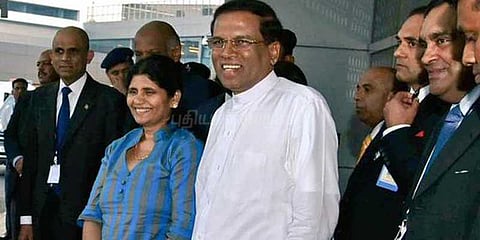 திருப்பதியில் இலங்கை அதிபர்: பரபரப்பை ஏற்படுத்திய குட்டி விமானம்