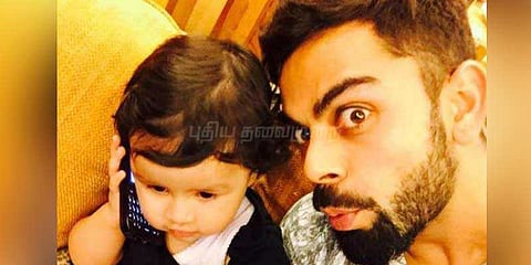 தோனி மகளுடன் கொஞ்சி பேசும் விராட் கோலி: வைரலாகும் வீடியோ