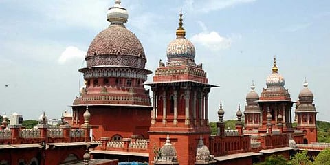 நம்பிக்கை வாக்கெடுப்பு கோரி திமுக தொடர்ந்த வழக்கு: இன்று விசாரணை