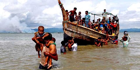 படகு கவிழ்ந்து 10 சிறுவர்கள் உட்பட 12 ரோஹிங்கியர்கள் பலி